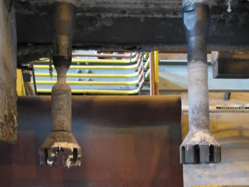 Srovnání běžného grafitového rotoru a hřídele s naším grafitovým rotorem a hřídelí.